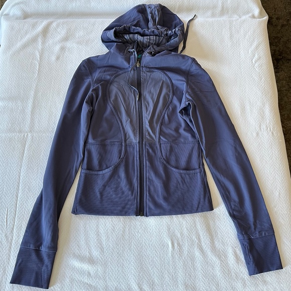 Lululemon Reversible Dance Studio Jacket, Size 6, Bluish/Purple (Rare) - Picture 2 of 15